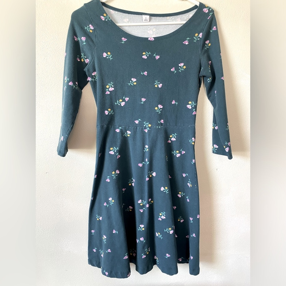Old Navy woman’s dress